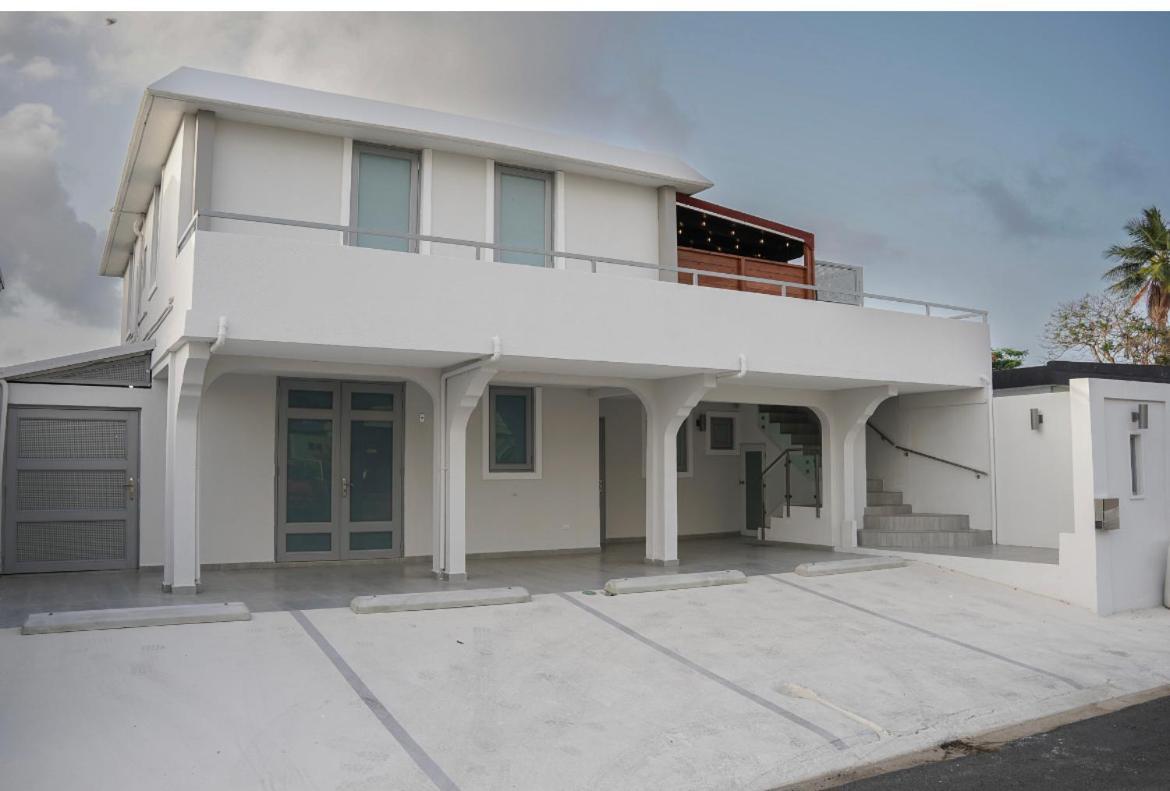 North Breeze Guest House 1 Levittown Exterior photo